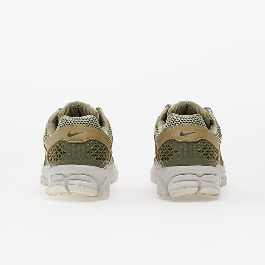 Nike Zoom Vomero 5