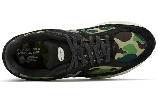 New Balance
New Balance x A Bathing Ape 2002R 'Apes Together Strong Black Camo' M2002RBF