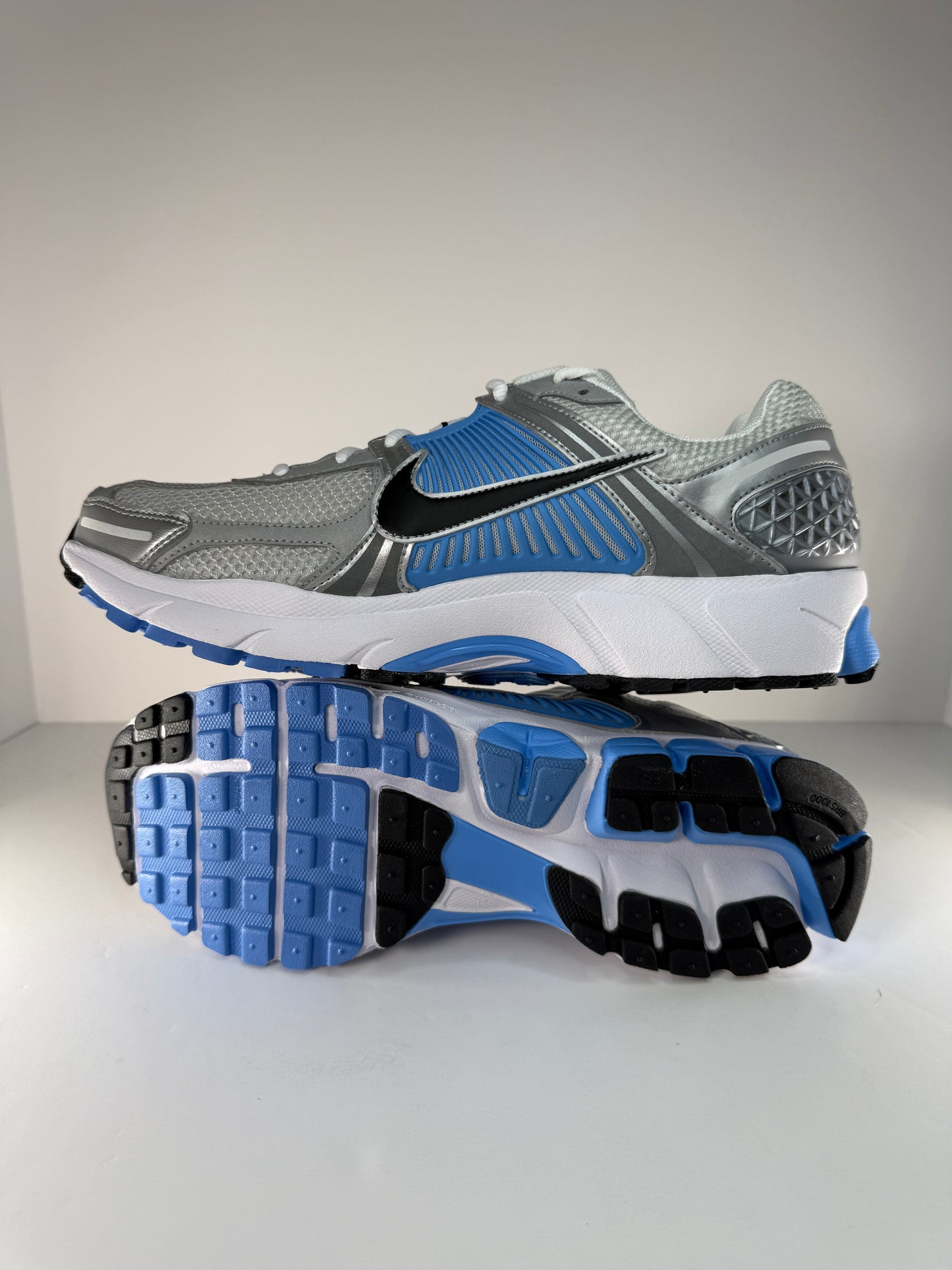 NIKE ZOOM VOMERO 5 [12M] (FJ4151-101)