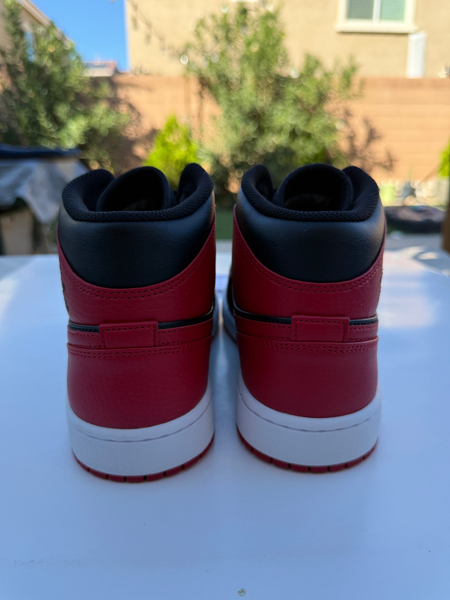 NIKE AIR JORDAN 1 MID RETRO [9M] (554724-074) *Replacement-box*