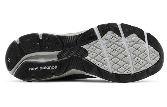 New Balance

New Balance x Kith 990v3 Made In USA 'Tornado' M990KT3